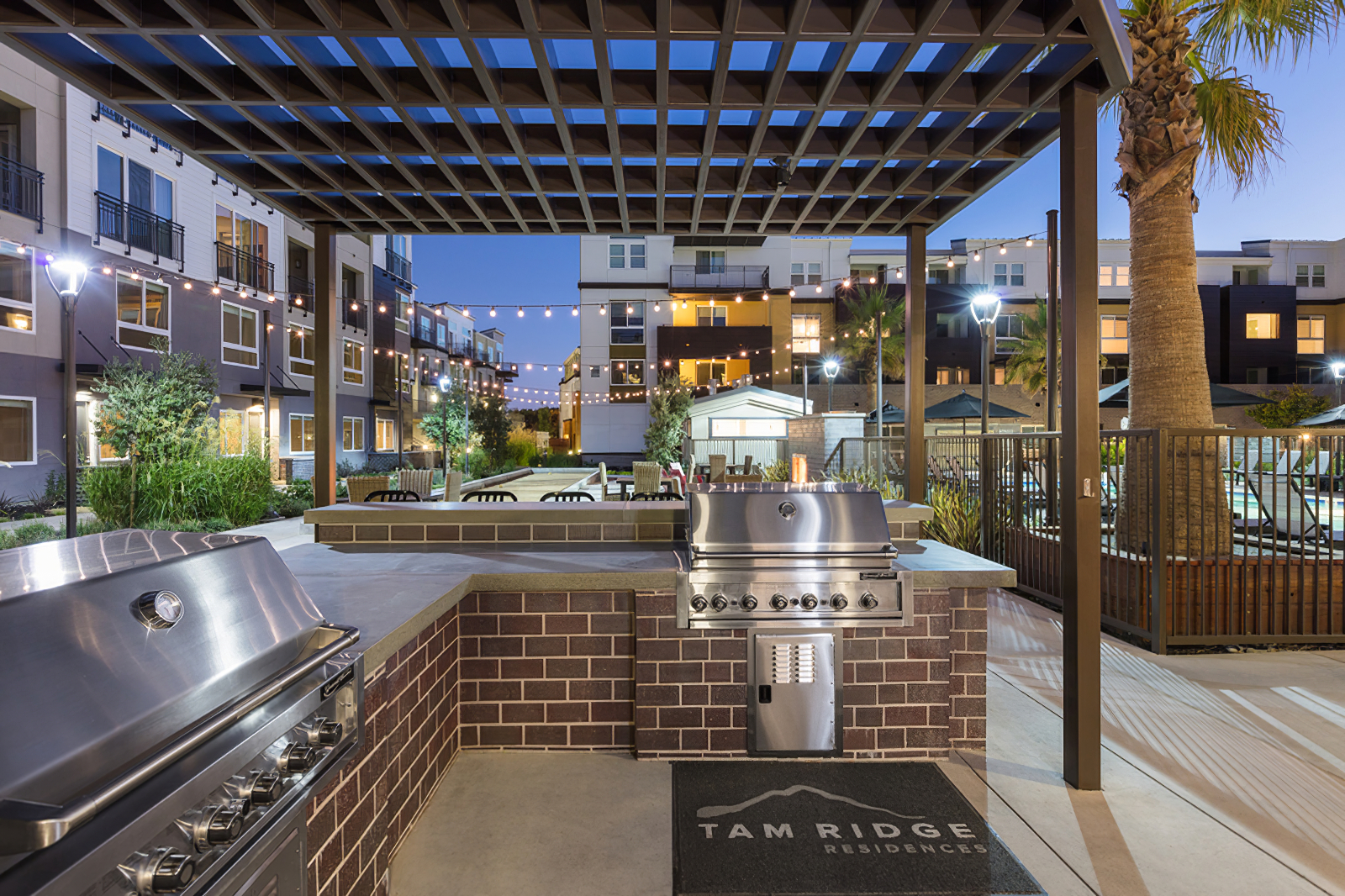 grill area near pool